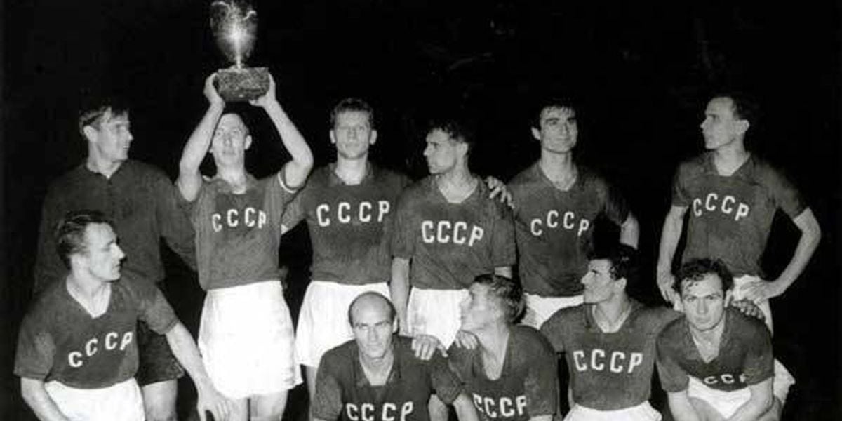 URSS participó en 7 Copas del Mundo siendo Inglaterra 1966 su mejor registro (Wikipedia)