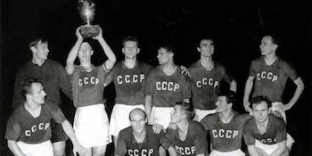 URSS participó en 7 Copas del Mundo siendo Inglaterra 1966 su mejor registro (Wikipedia)