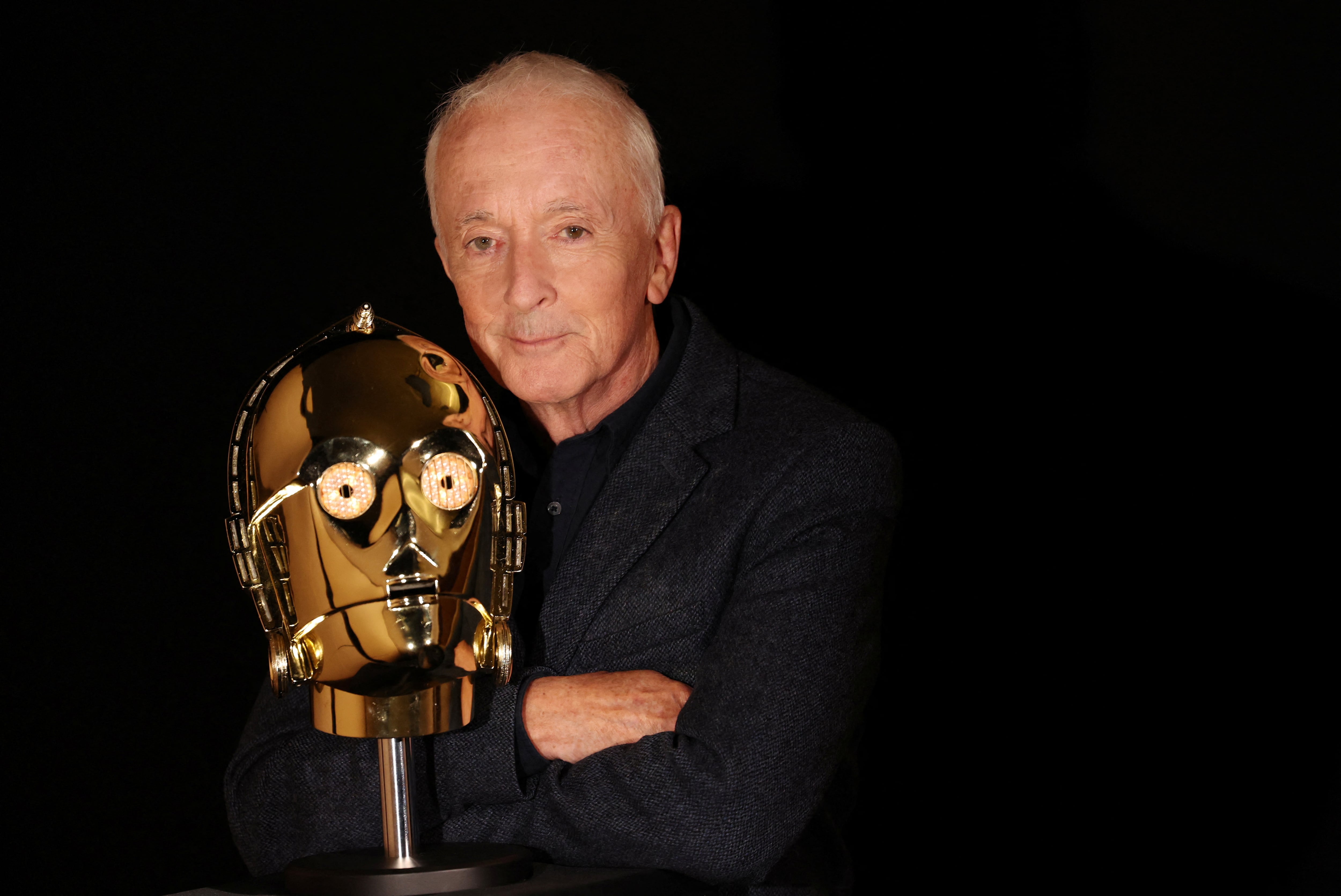 La procedencia directa de Anthony Daniels eleva la cotización y el atractivo de la cabeza original de C-3PO en el mercado mundial(REUTERS/Suzanne Plunkett)
