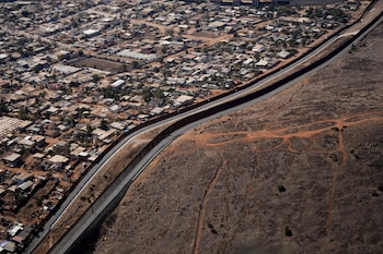 Las detenciones de migrantes en