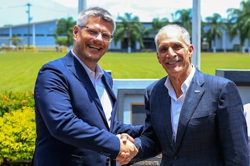 El proyecto automotriz en la Zona Industrial El Porvenir promete hasta 7.000 empleos directos en Honduras en su primera fase. (Foto: Casa Presidencial)