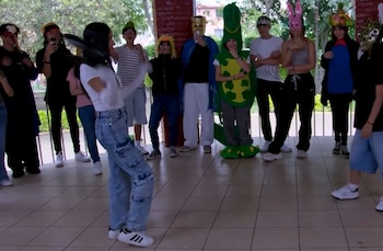 La Rosa de Guadalupe lo vuelve a hacer y estrena episodio de “farmear aura”: dónde ver el capítulo completo