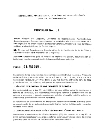 Los funcionarios pueden presentar observaciones y pedir aclaraciones sobre el acta de entrega y recepción, según la Ley 951 de 2005 - crédito Dapre