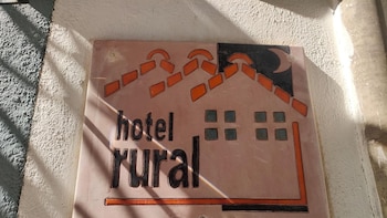 Las pernoctaciones en apartamentos, campings y casas rurales suben un 0,9% en julio por el turismo español