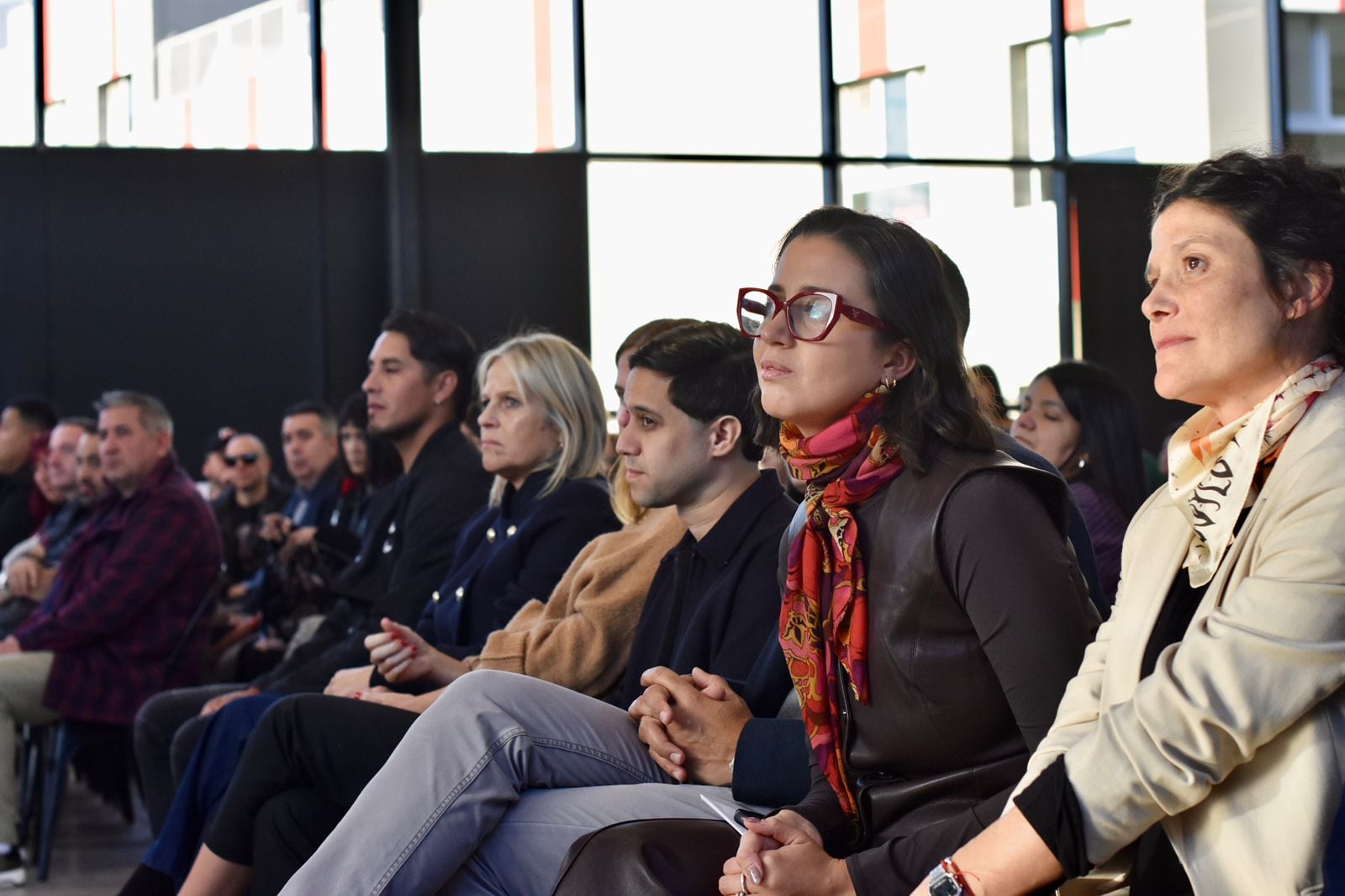 El programa, que combina una modalidad virtual con acompañamiento pedagógico, ya tiene 140 estudiantes en curso, además de los más de 70 que recibieron sus diplomas