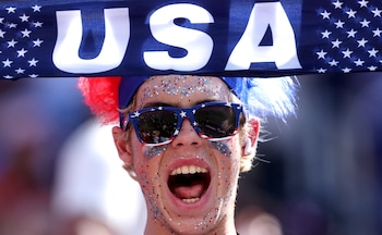 En Santa Clara, California, los aficionados estadounidenses hicieron sentir su pasión mundialista para el encuentro entre Estados Unidos y Bosnia Herzegovina. (Infobae Centroamérica/Jamie Squire/Getty Images/AFP