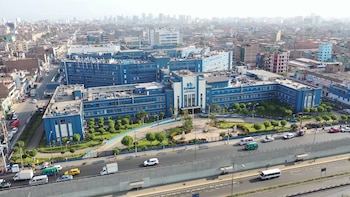 Hospital Almenara - EsSalud