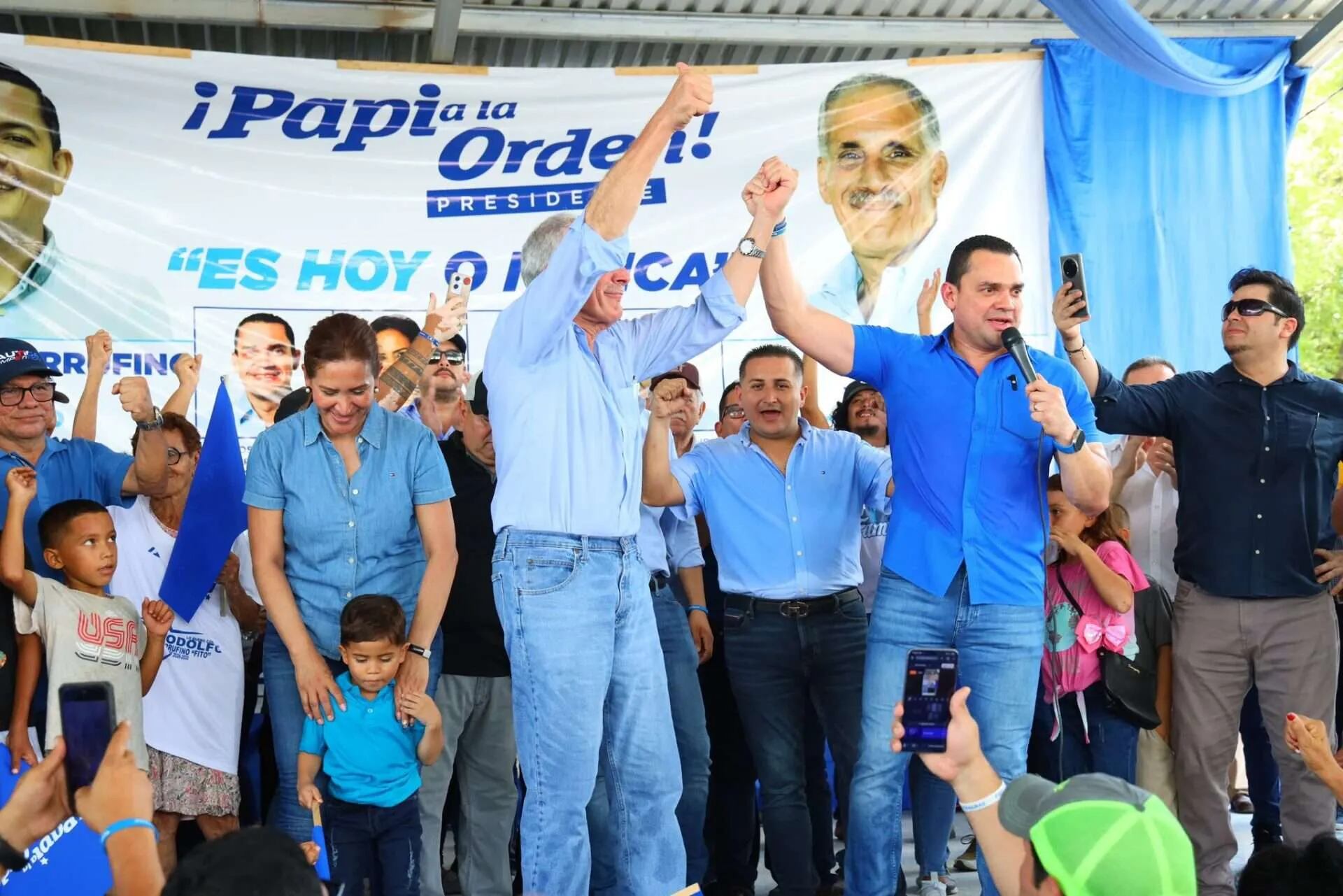 El Partido Nacional denunció un “autogolpe” y acusó al ex presidente Zelaya de obstaculizar el escrutinio especial en Honduras