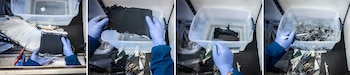 Cuatro imágenes secuenciales muestran manos con guantes azules manipulando material oscuro de batería, cortándolo con tijeras y removiéndolo en un recipiente con agua