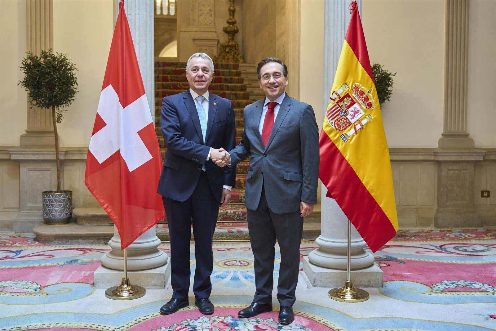 España y Suiza acuerdan reuniones anuales para "consolidar" el diálogo político entre ambos países