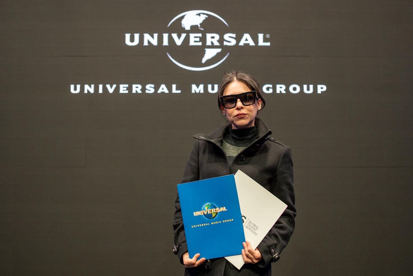 Denisse Guerrero inicia carrera como solista tras firmar con EMI Music, subsidiaria de Universal Music México (Universal)