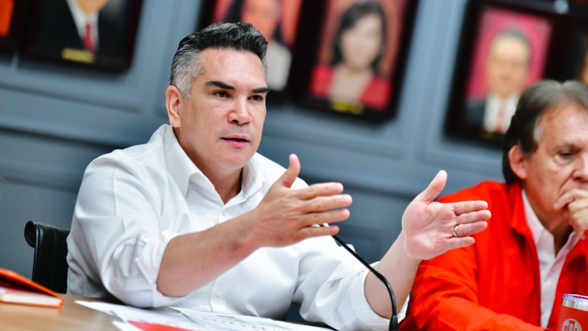 Alejandro Moreno hizo un llamado a crear un plan para reactivar la economía. | X- Alejandro Moreno