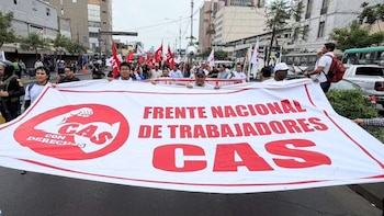 Más de 350 mil trabajadores CAS quedarían sin bono por Fiestas Patrias: Ni aguinaldo ni ‘grati’