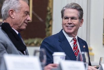 Imagen BG565HHSWNF6HNZBQIHRAYTBWA