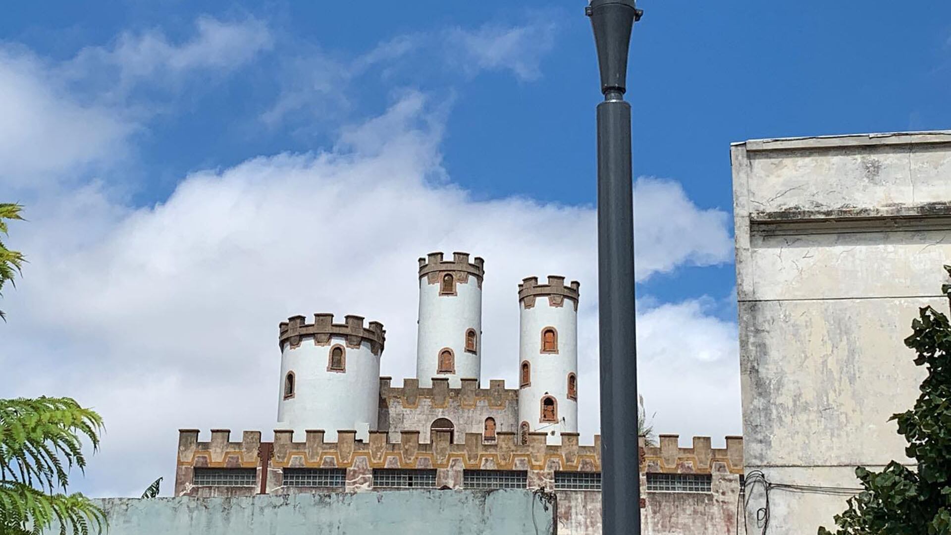 Las tres torretas, insignias del