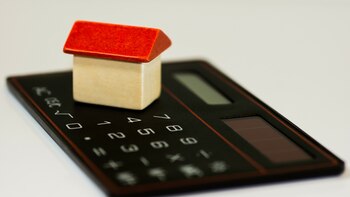 SAT: how to deduct interest