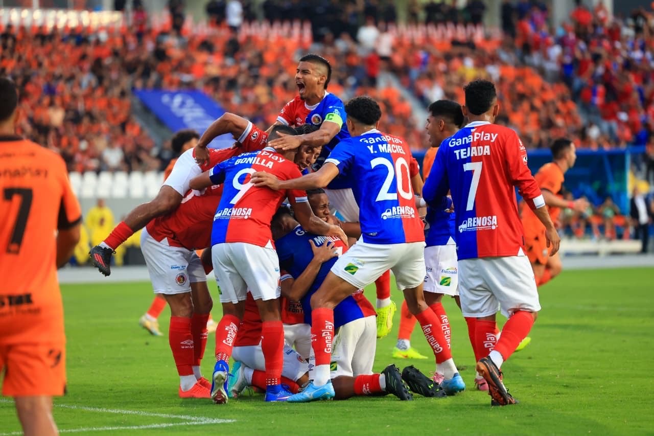 FAS supera al Águila al cierre del primer tiempo. (Cortesía: FAS)