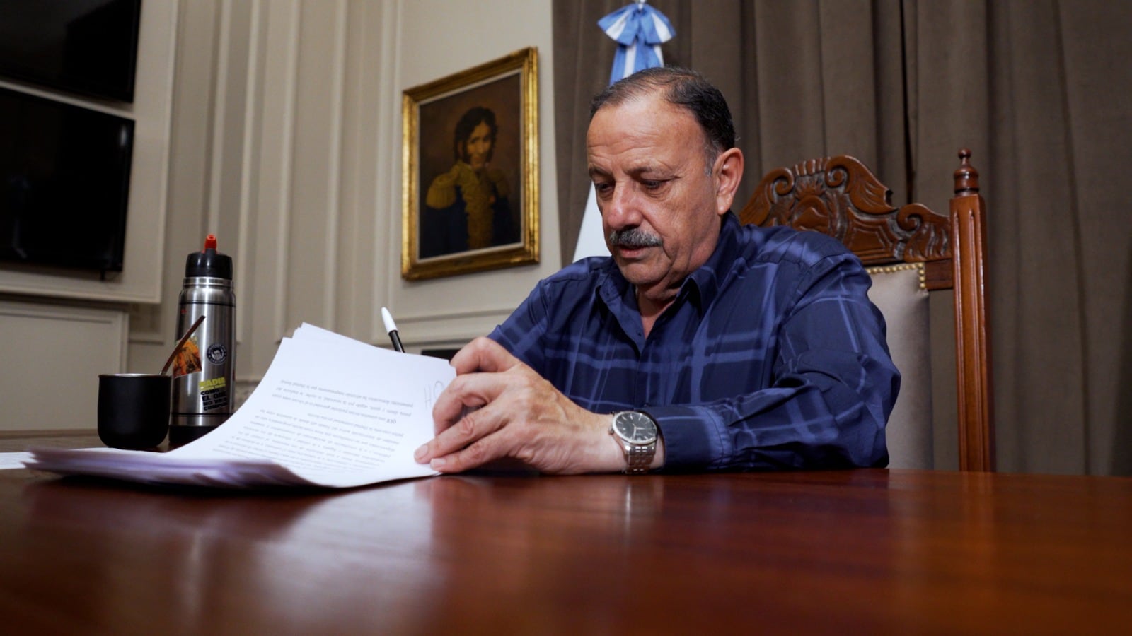Ricardo Quintela anunció una emergencia crediticia por 180 días en La Rioja y sumó medidas del Banco Rioja ante el endeudamiento de las familias.