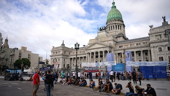 Asamblea-Legislativa---sesiones-ordinarias-en-el-Congreso-de-la-nación---2021-exterior