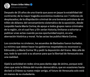 Álvaro Uribe sobre el pronunciamiento del presidente Gustavo Petro - crédito @AlvaroUribeVel/X