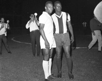 Pelé y 'Perico' León luego