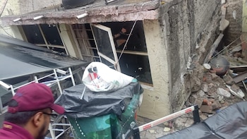 Colapsa casa en la colonia Morelos: cuerpos de emergencia de la CDMX, hay dos lesionados