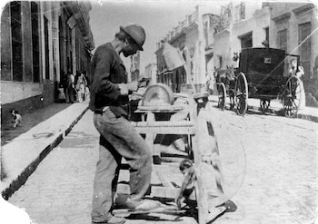 Afilador: el oficio olvidado que daba vida a las calles con su clásica melodía