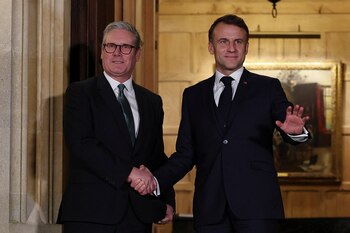 Keir Starmer y Emmanuel Macron