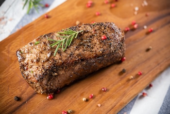 Rollo de carne al horno (Magnific)