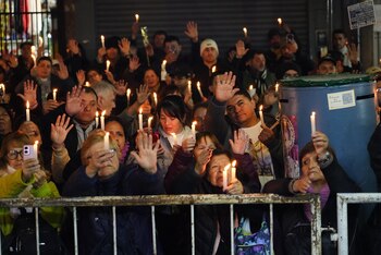 Los fieles participaron del cierre