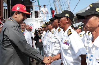 COMANDANTE EN JEFE: Nicolás Maduro