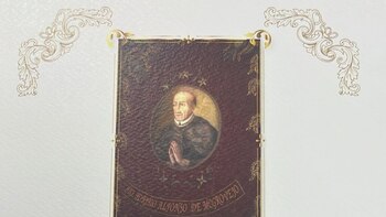 Argüello regala a León XIV un retrato de Santo Toribio de Mogrovejo, que "une Chiclayo (Perú) y Valladolid"