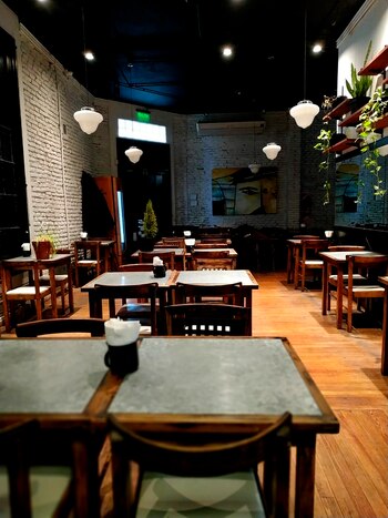 Restaurantes-y-Bares-de-la-Plata---cuarentena-total-2020-coronavirus