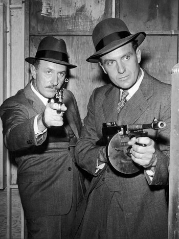 Keenan Wynn como Joe Fuselli