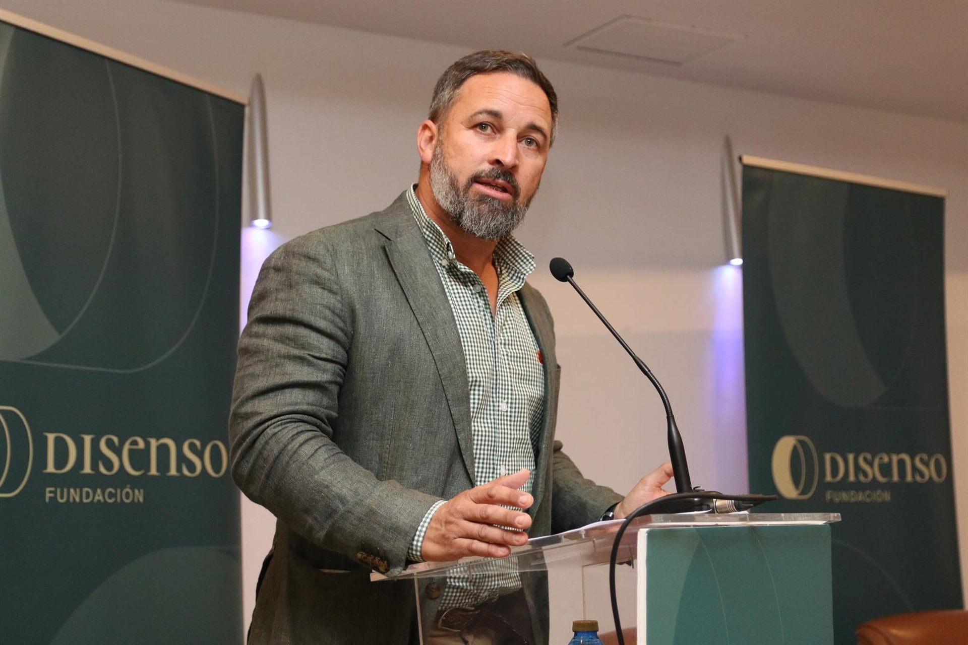 Las Cortes piden al Tribunal de Cuentas una fiscalización especial de la fundación de Vox, con apoyo del PP y PSOE