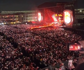 La agrupación corea junto con