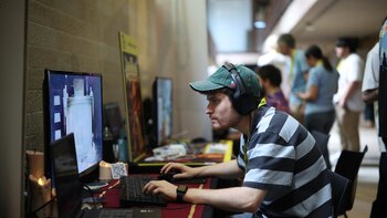 Sumar exige al Gobierno garantizar el formato físico de los videojuegos frente a los modelos de suscripción