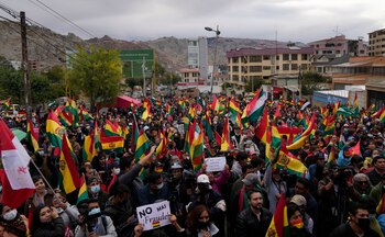 Los bolivianos siguen reclamando la