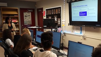 Cómo es el nuevo curso de educación financiera para estudiantes de secundaria en el sur de Florida