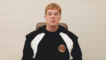 Hayden Davis, el joven