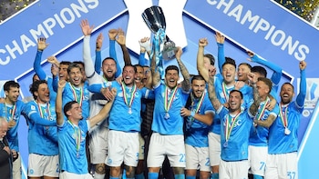 El Nápoles supera al Bolonia