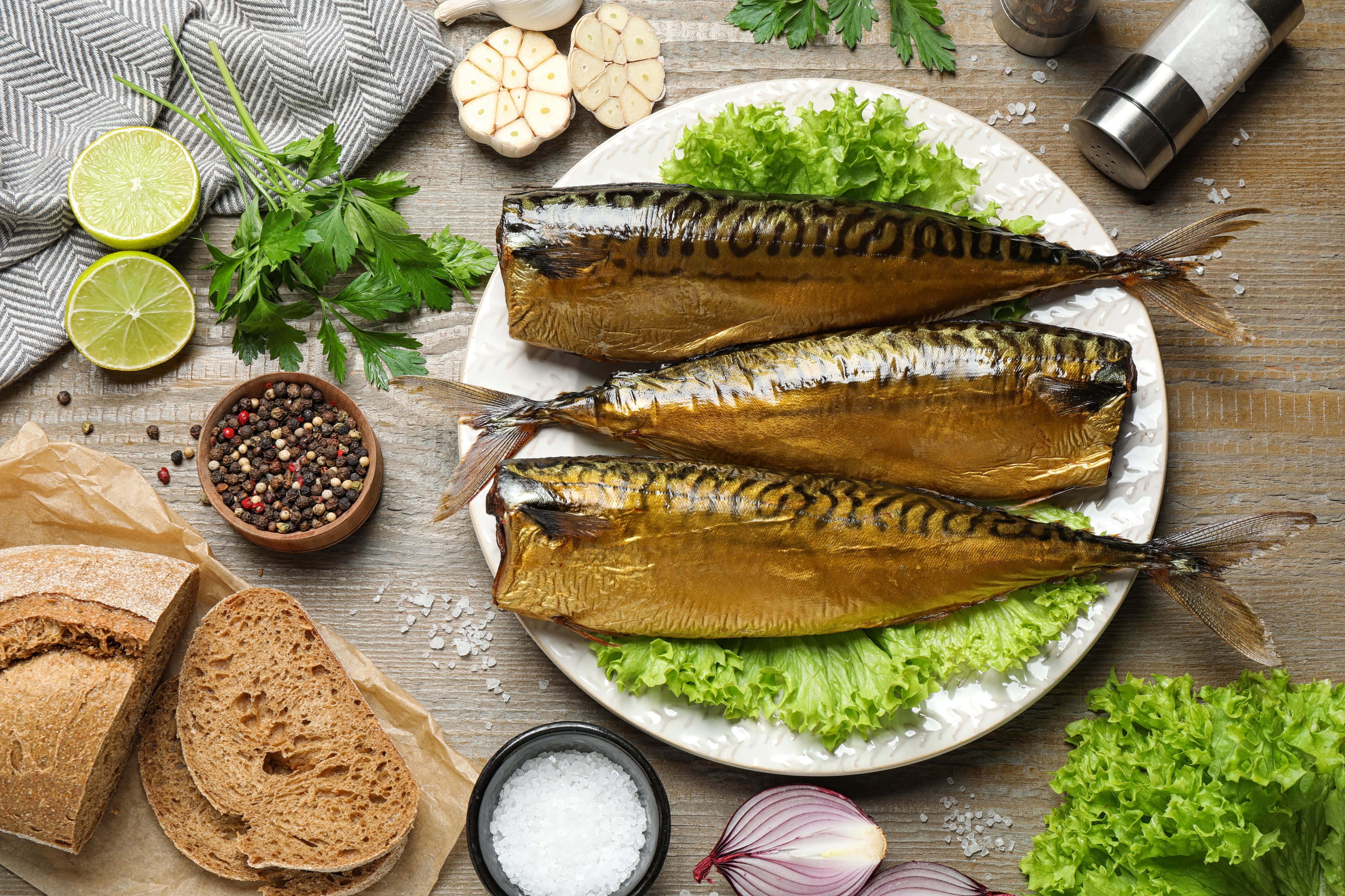 Un plato de pescado ahumado (Magnific)
