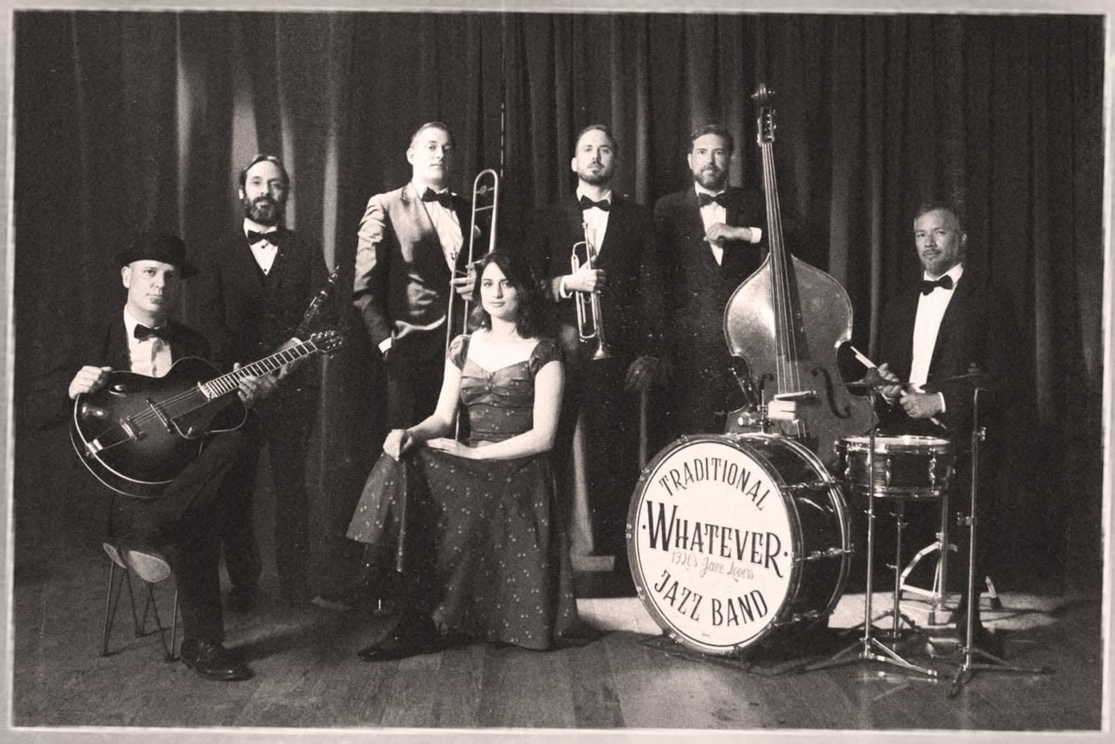 La banda invita al público a disfrutar de una noche de jazz y baile sin costes (Whatever Jazz Band)