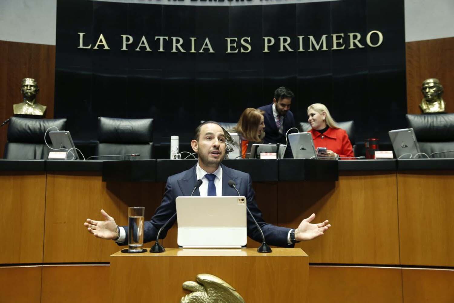 Los senadores Marko Cortés y Raymundo Bolaños impulsan elecciones primarias abiertas organizadas por el INE para fortalecer la transparencia en la selección de candidatos. Crédito: PAN Senado.