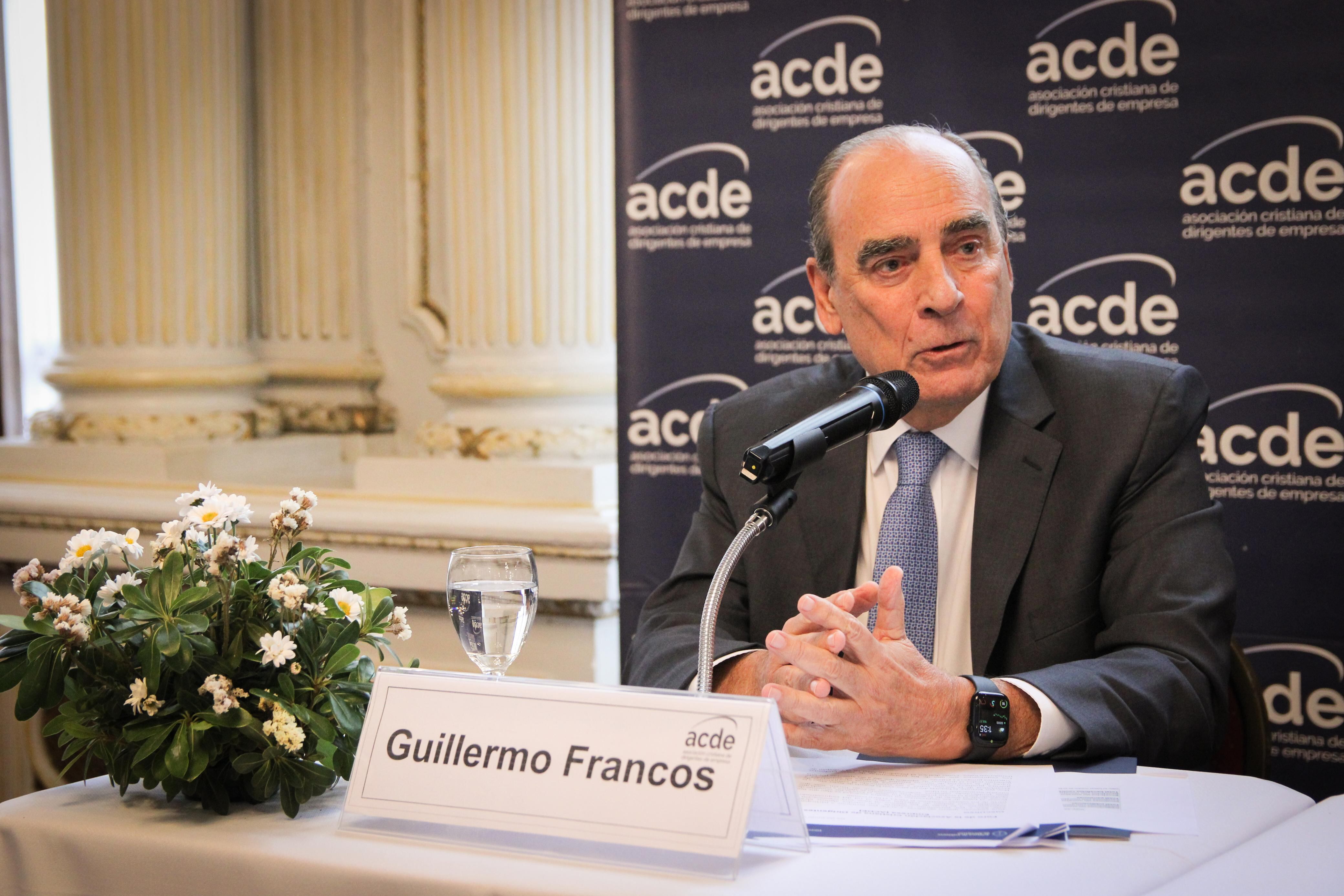 La reunión de Francos con empresarios en el Centro Naval (foto ACDE)