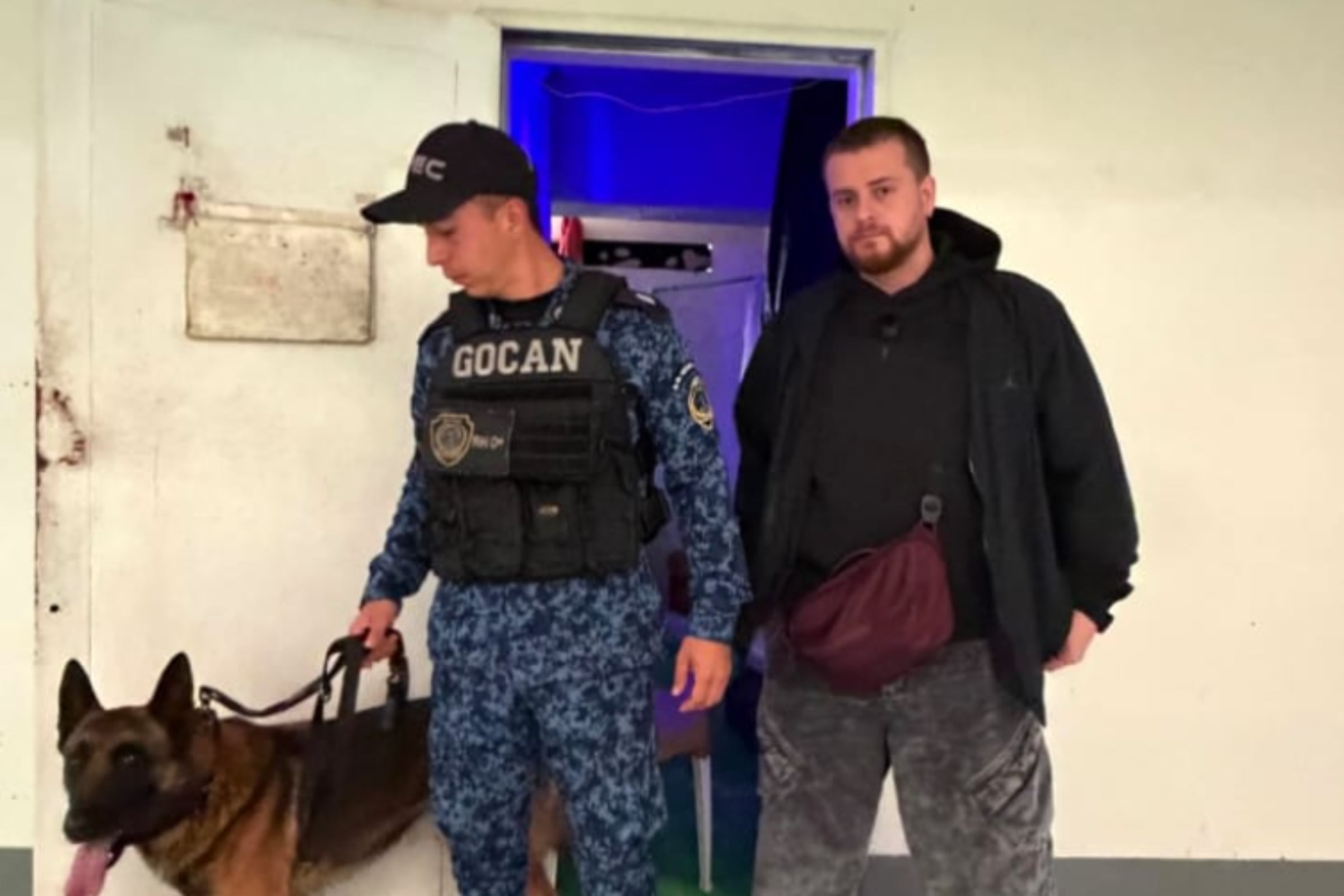 Alper Rende se tomó fotografías al interior de La Picota - crédito @AlperRende/Instagram