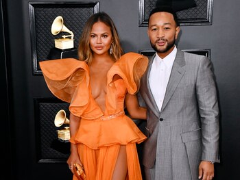 26/01/2020 Chrissy Teigen and John