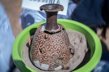 Descubren drenes, terrazas y canales ocultos bajo el Ushno que permitían controlar el agua de lluvia y abastecer áreas agrícolas. Municipalidad de Ayacucho