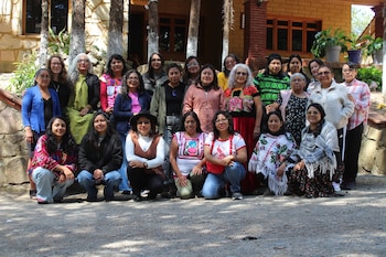 Defensoras de derechos humanos se encuentran para fortalecer redes de protección feminista en Oaxaca