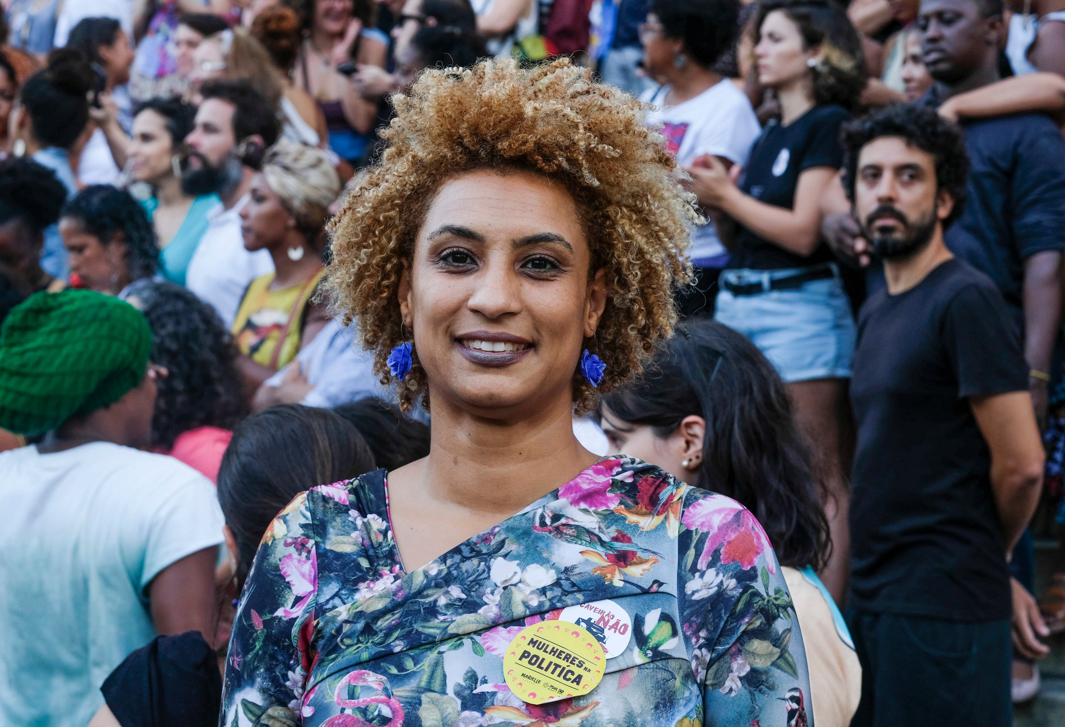 ARCHIVO - La concejala Marielle Franco posa para una foto en la plaza Cinelandia, el 9 de enero de 2018, en Río de Janeiro, Brasil. (AP Foto/Ellis Rua, archivo)